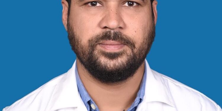 Dr. Shadaab Shaikh, an Emergency Physician by Profession specialized in Skin Diseases.