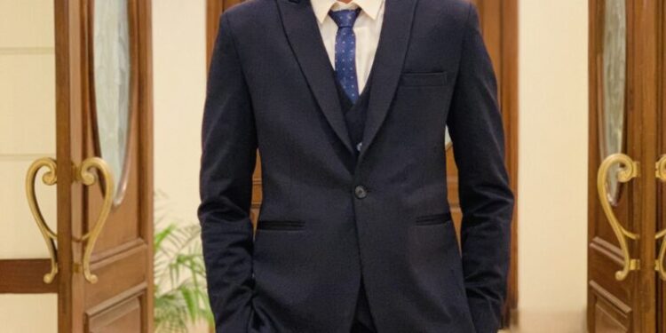 Ashish Chouhan is a leading digital marketing expert to follow in 2022!
